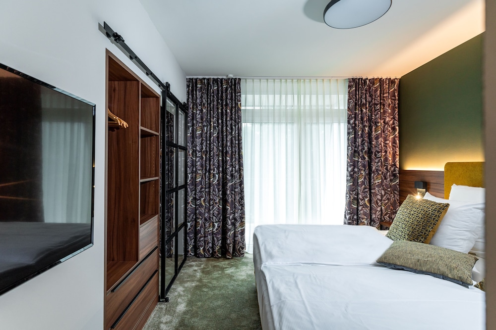 Design Suite photo 2
