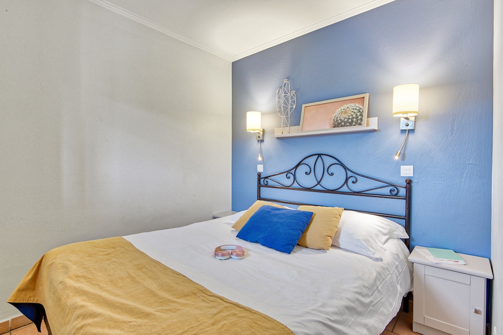 Apartment 4 people - 1 bedroom - Terrace or balcony - Photo 1