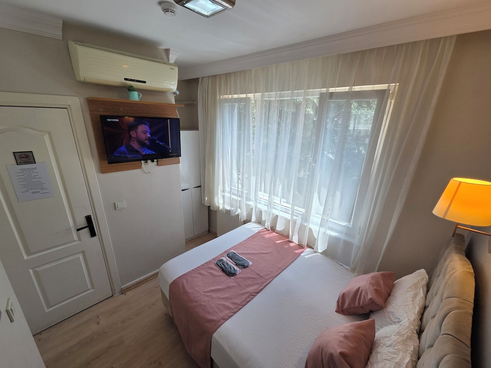 Economy Double Room photo 3