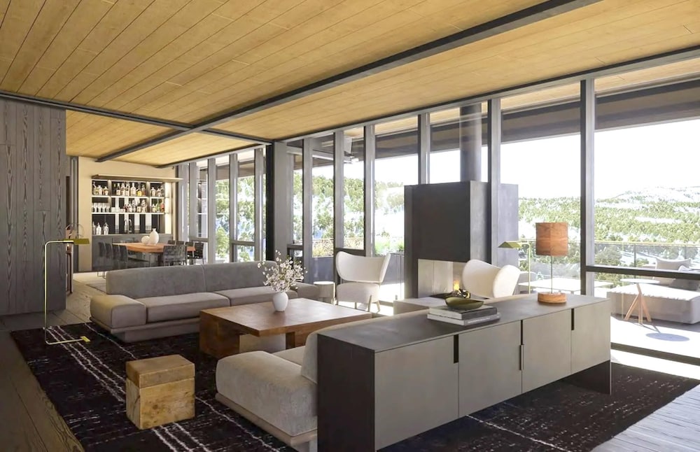 Luxury Suite (Big Sky)
