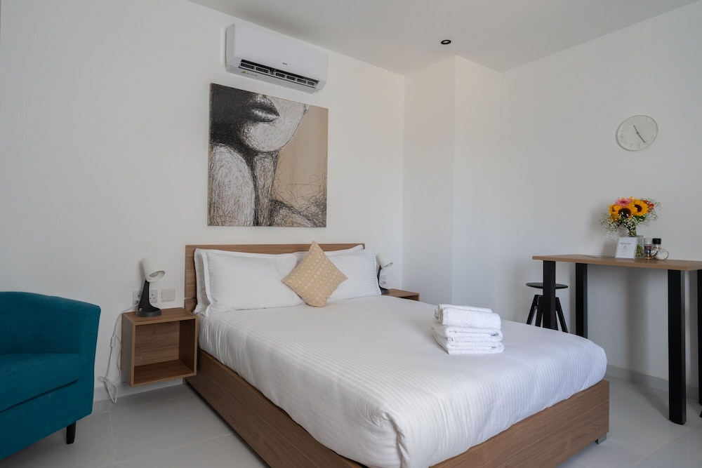 Studio Suite photo 2