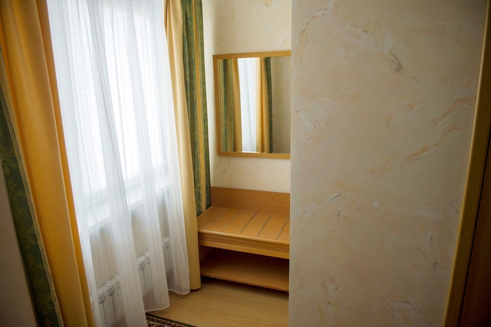 Superior Twin Room photo 3