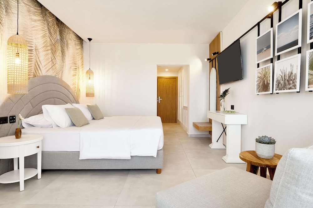 Premium Double Room, Sea View photo 2