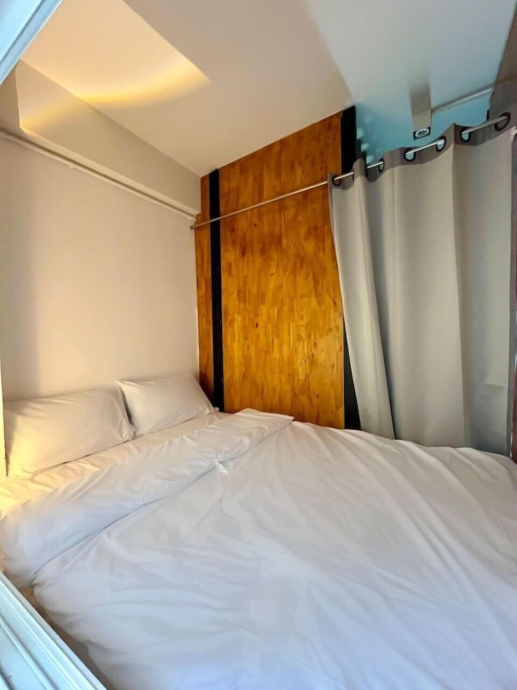 Double Bed in Mixed Dormitory Room photo 1