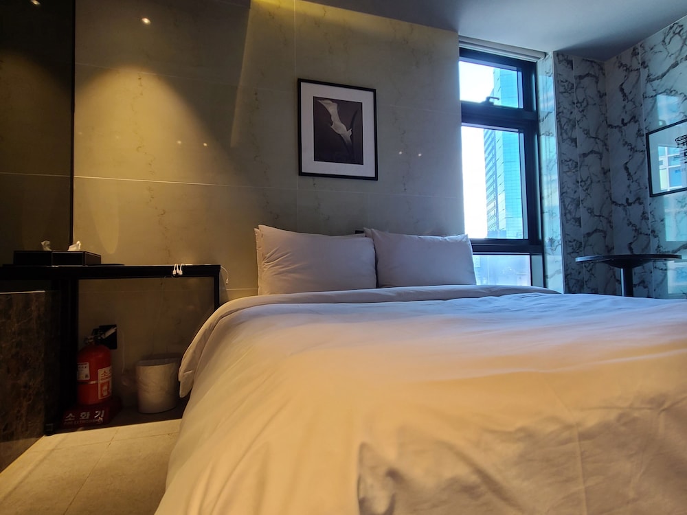 Deluxe Room - Photo 1