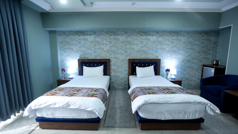 Standard Double Or Twin Room photo 3