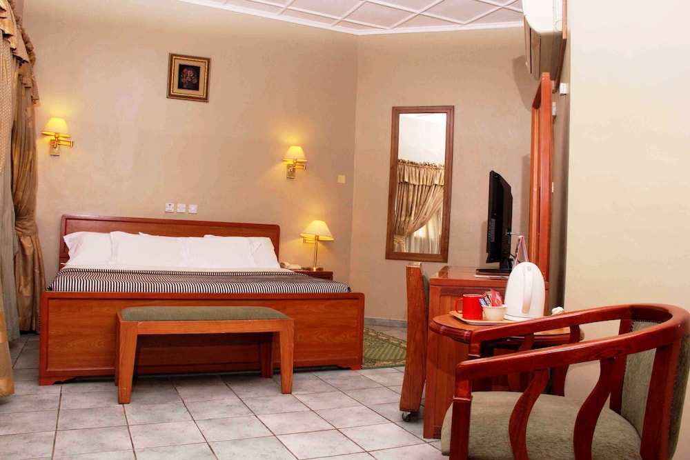 Deluxe Room - Photo 1