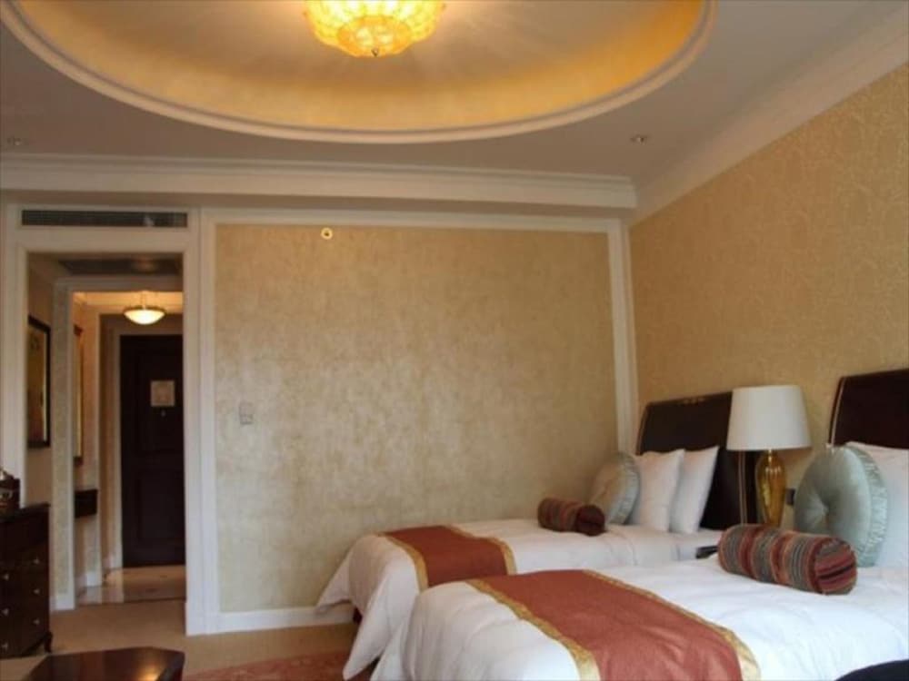 Deluxe Twin Room - Photo 1