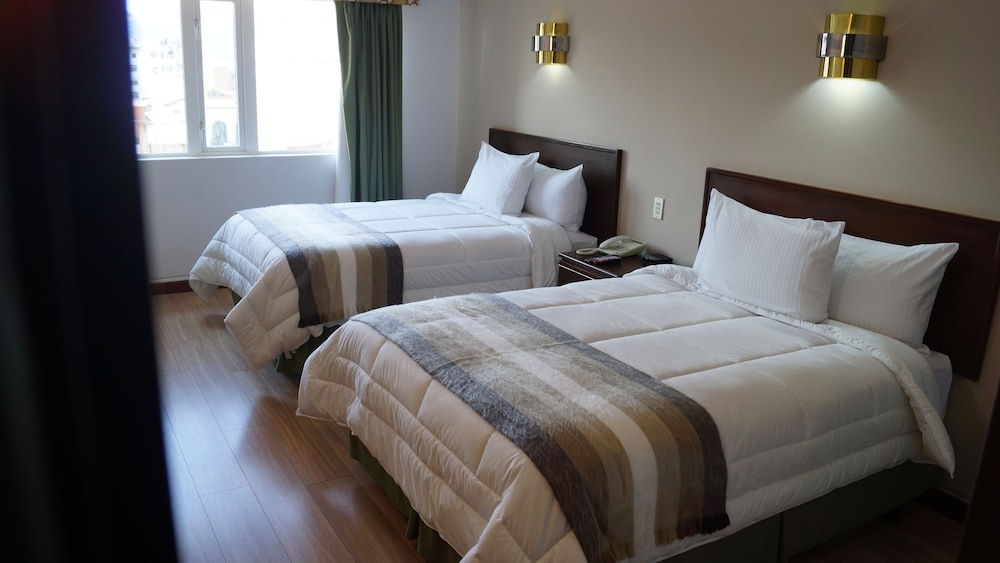 Family Room, Ensuite photo 2