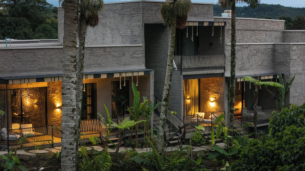 Standard Double Room, Garden View