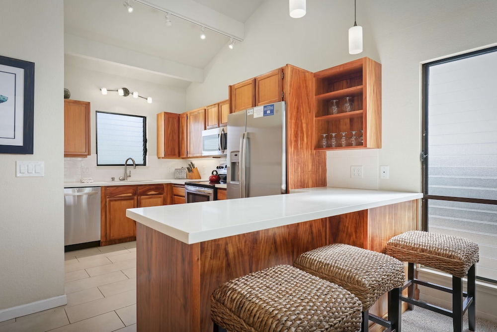 Suite, Multiple Beds, Ocean View - Photo 7