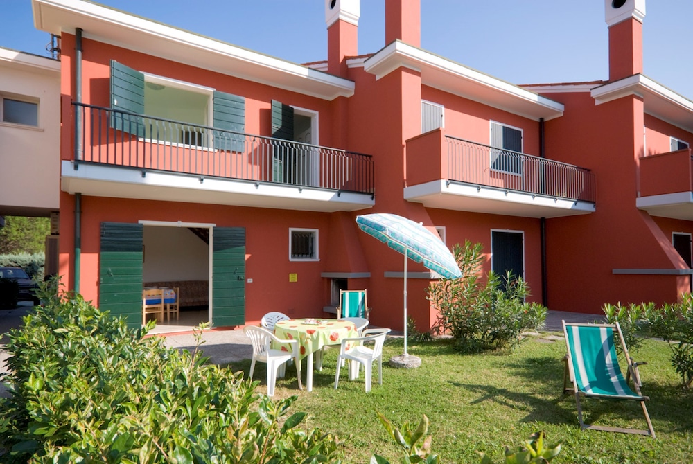 Apartment, 1 Bedroom, Patio, Garden View
