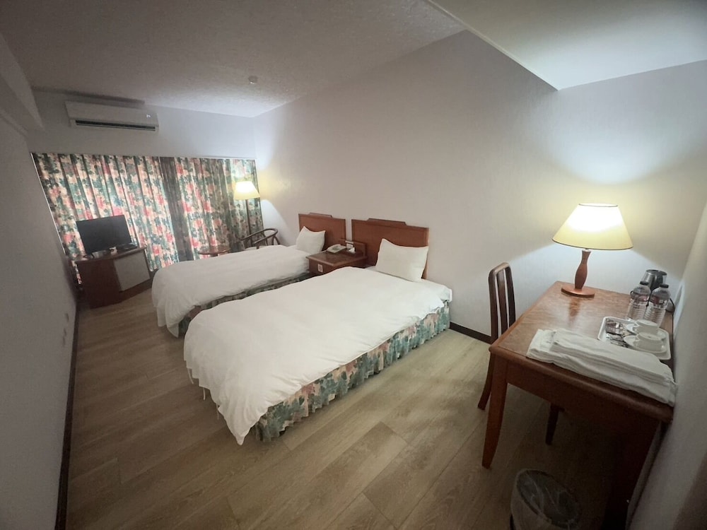 Basic Twin Room