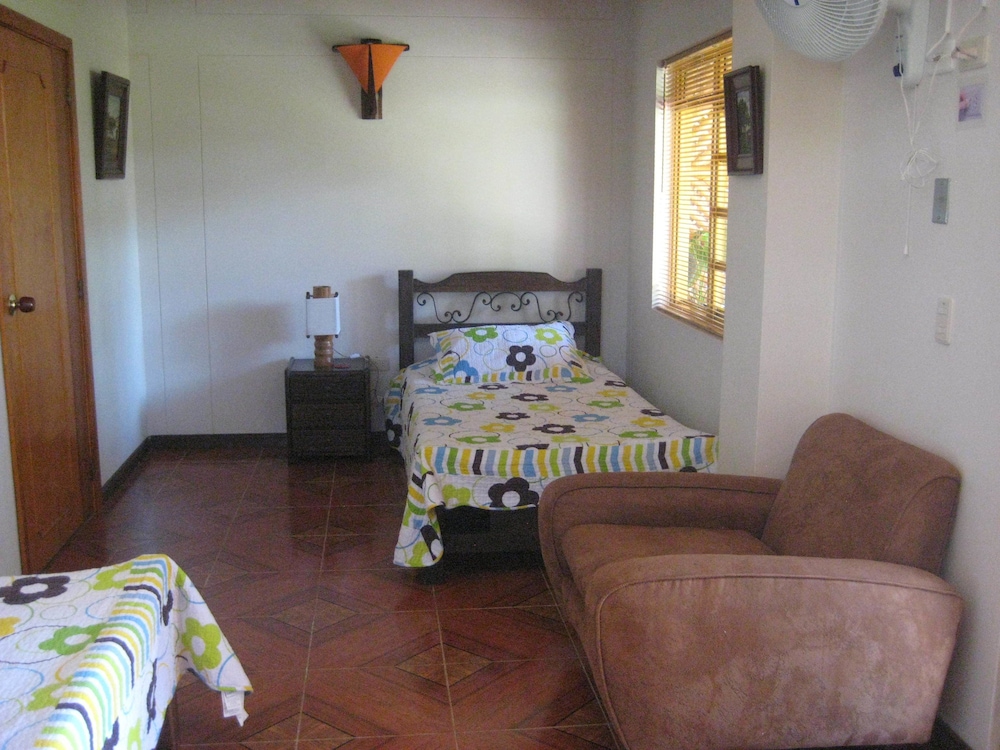 Triple Room photo 3