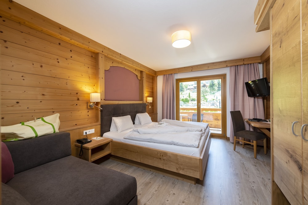 Standard Double Room, Balcony, Mountain View (Fichte) photo 1