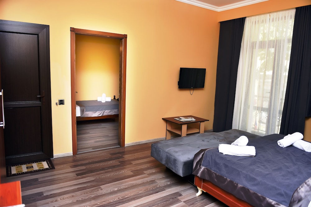 Junior Suite, Multiple Beds, Balcony photo 1