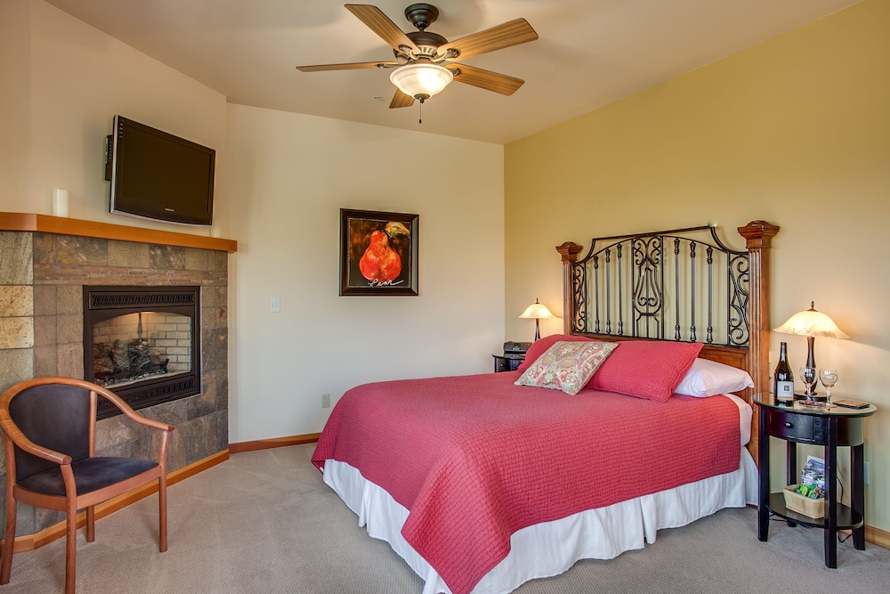 Deluxe Queen Suite-Comice Bed & Breakfast photo 3