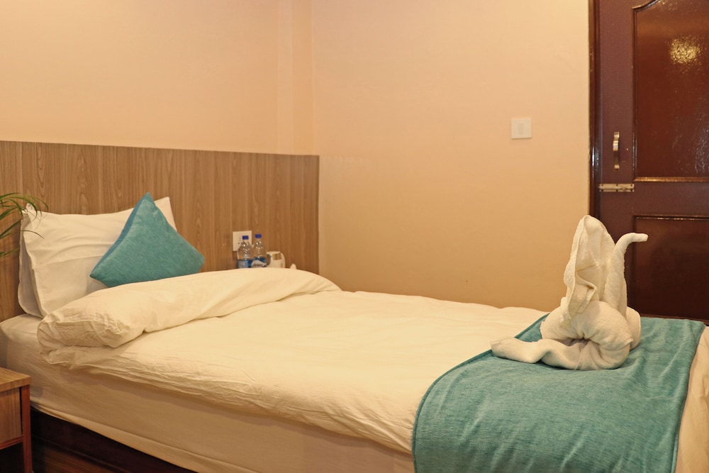 Standard Double Room - Photo 2