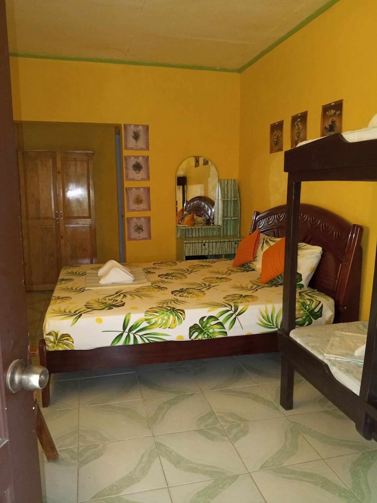 Family Room, Balcony, City View photo 1