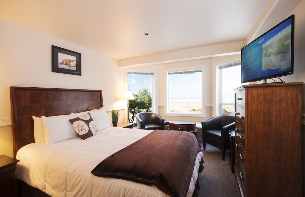 Oceanfront Room - Pet Friendly