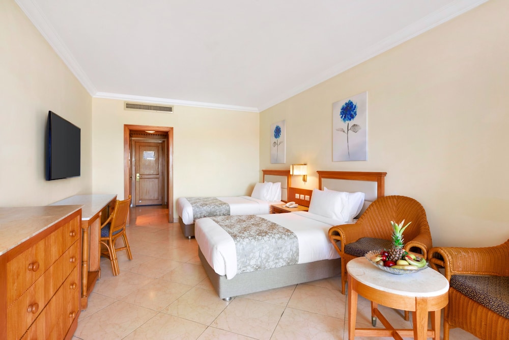 Superior Double or Twin Room, Garden View