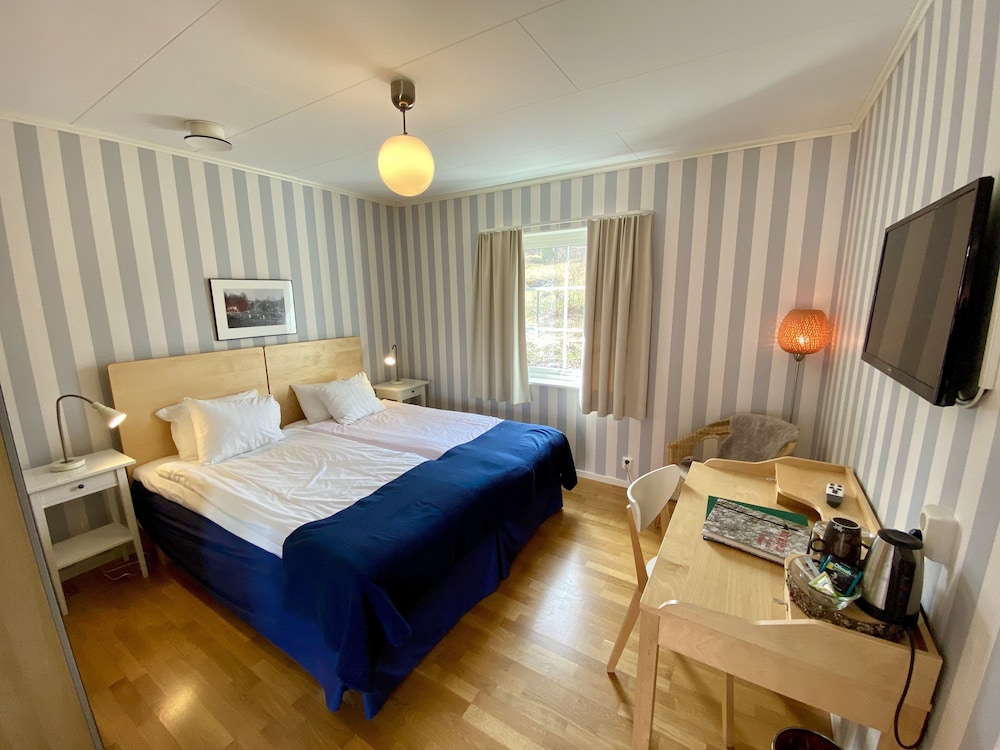 Standard Double Room - Photo 3