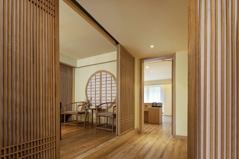 Premium Suite, Balcony, Mountain View photo 2