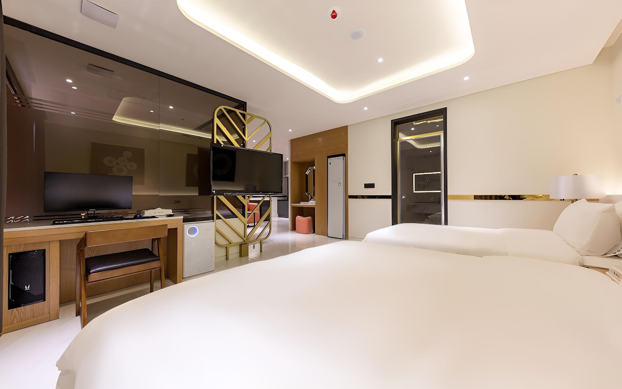 Room (Suite Room) photo 1