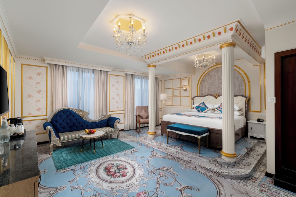Luxury Room