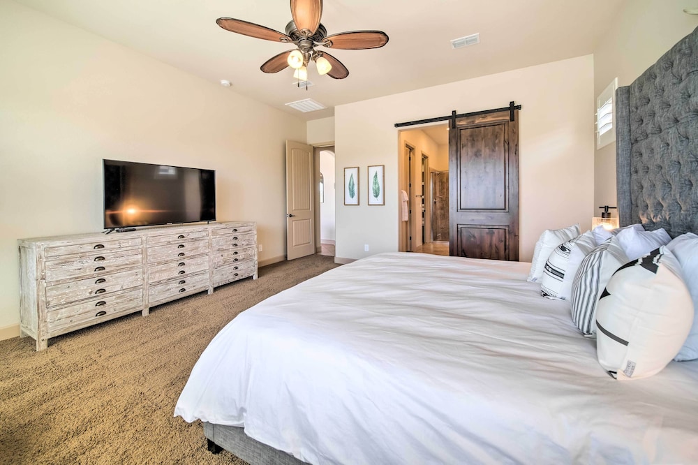 House (4 Bedrooms) photo 2