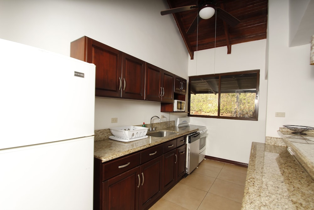Luxury Villa, 3 Bedrooms, Partial Sea View photo 2