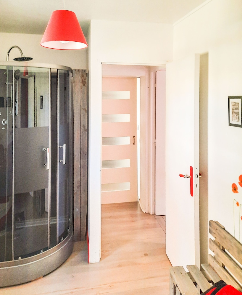 Double Room (Coquelicot) photo 3