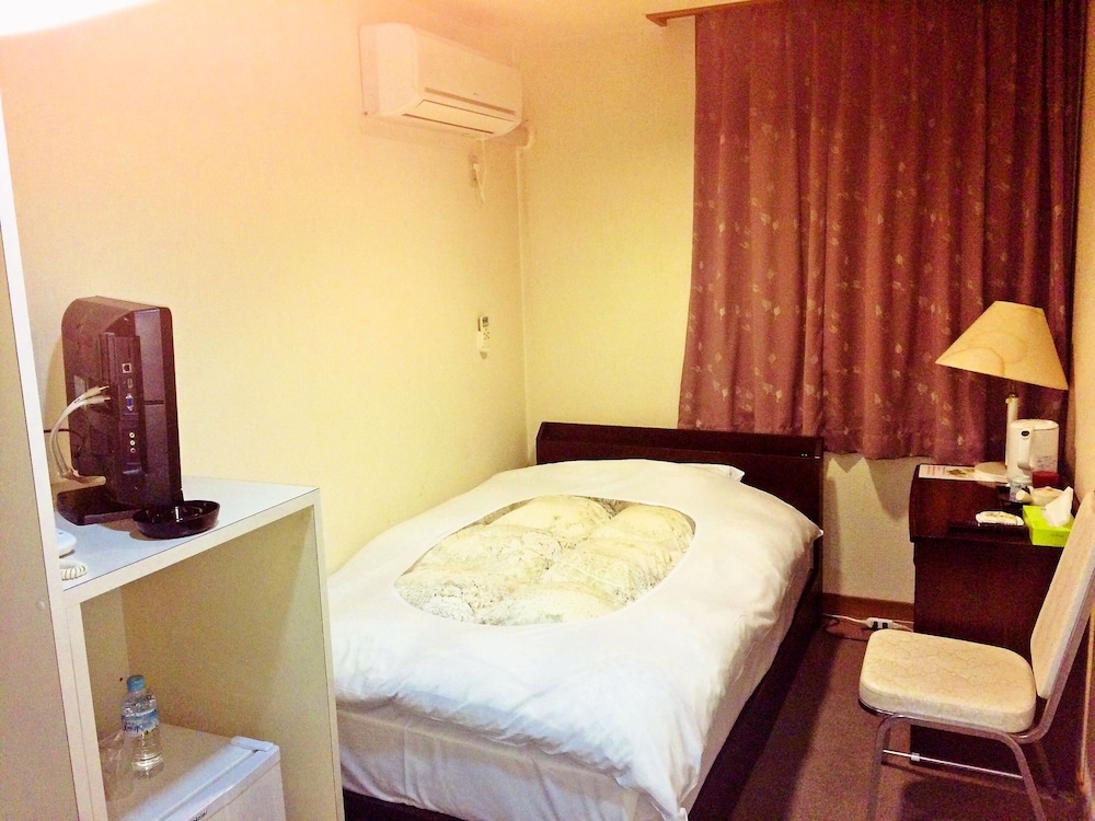 Single Room with Private Toilet