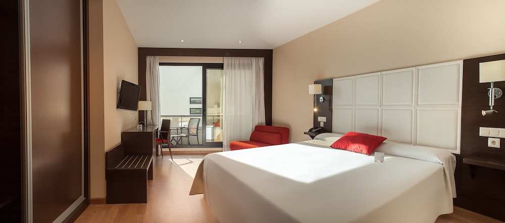 Junior Suite, Balcony (4 Adults)