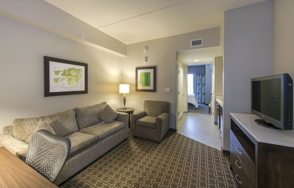 Junior Suite, 1 King Bed with Sofa bed - Photo 2