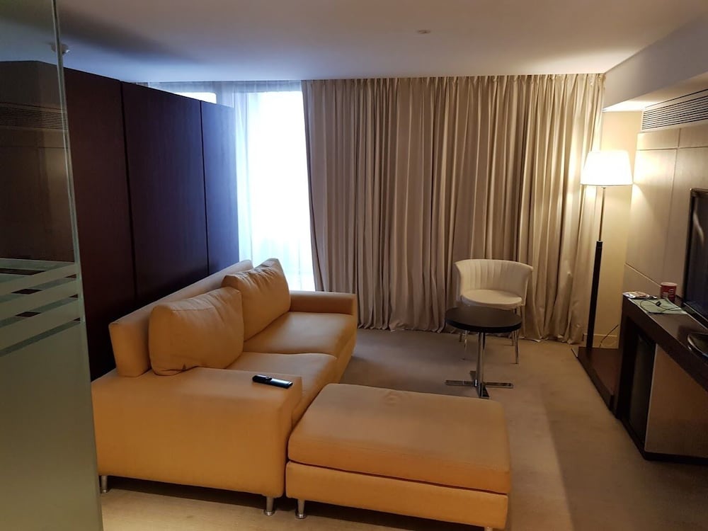 Junior Room