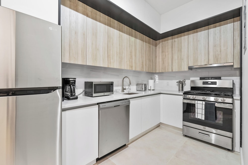 Executive Apartment, 2 Bedrooms, Kitchen photo 3