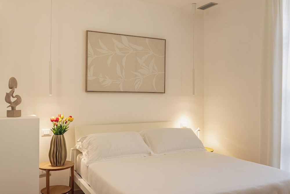 Deluxe Double or Twin Room, City View