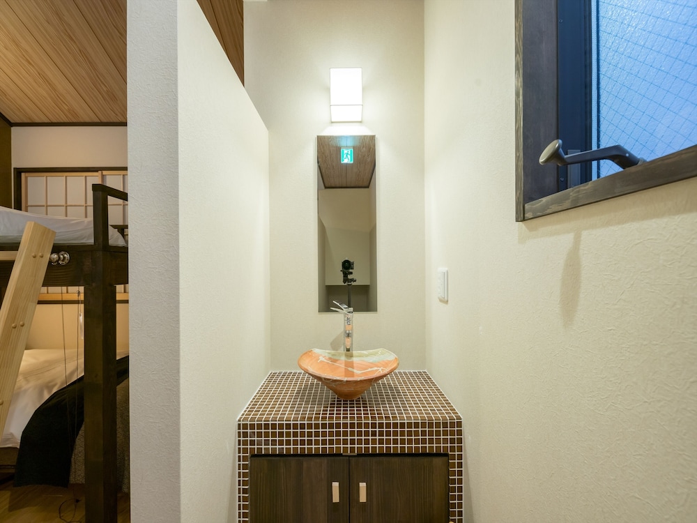 House, 1 Bedroom photo 3
