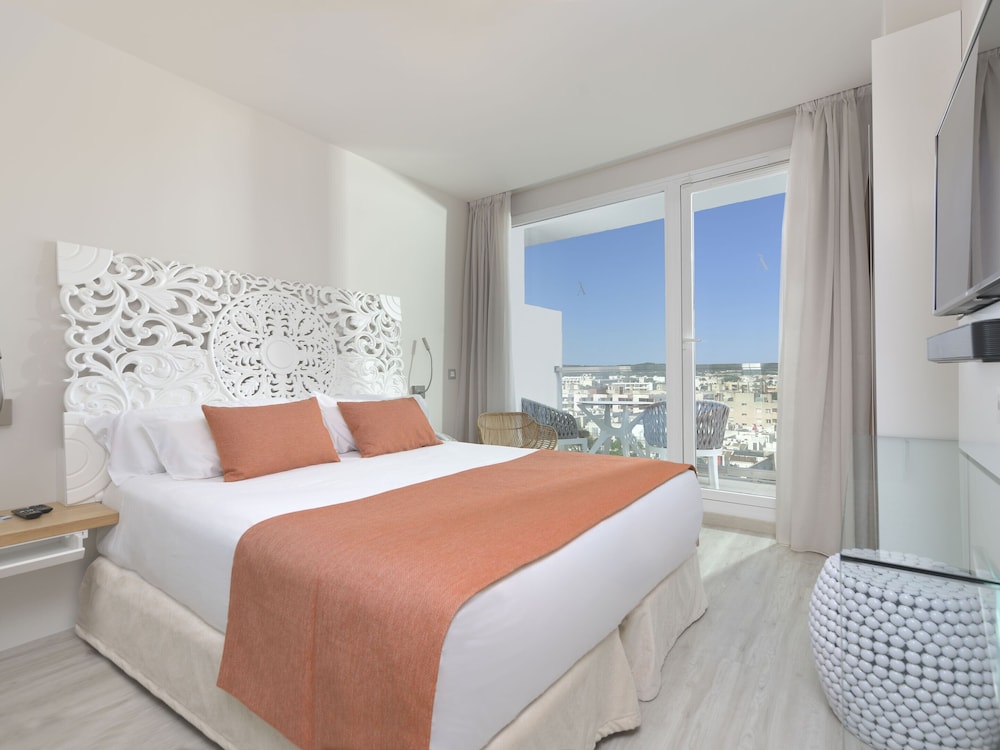 Double Room Single Use (Sunset View Make it Happen) - Photo 4