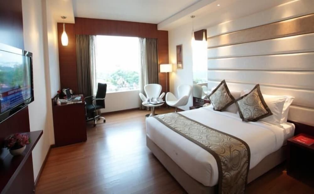 Premier Double or Twin Room photo 3