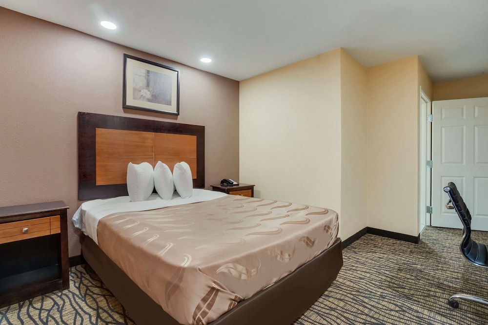 Room, 1 King Bed, Accessible, Non Smoking