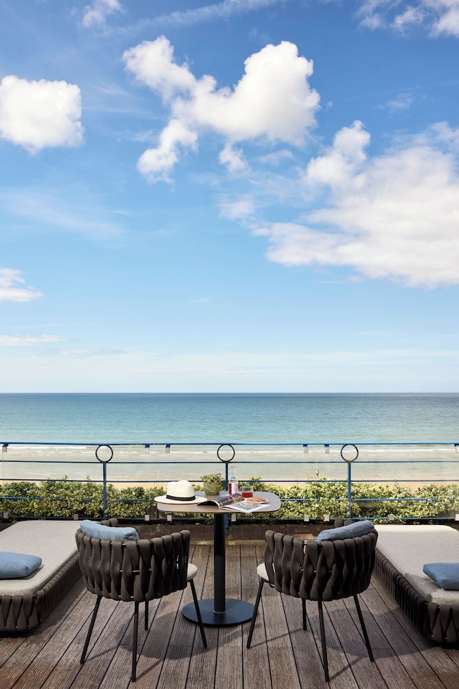 Chambre Deluxe, 1 très grand lit, terrasse, vue mer Chambre Deluxe, 1 très grand lit, terrasse, vue mer