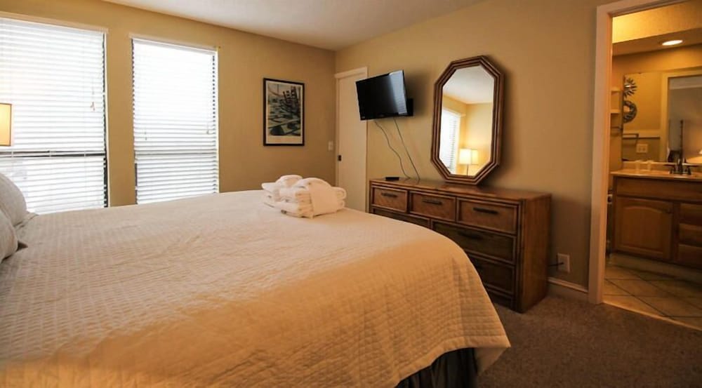 Condo, 1 King Bed with Sofa bed, Kitchen, Ocean View photo 3