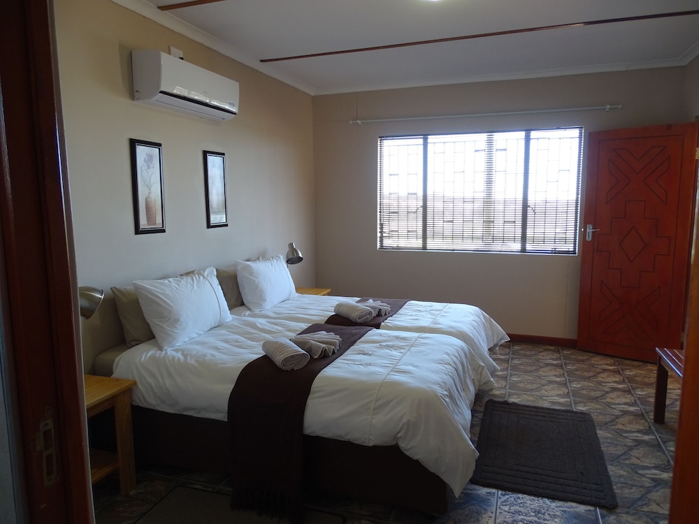 Family Chalet, Multiple Beds photo 1