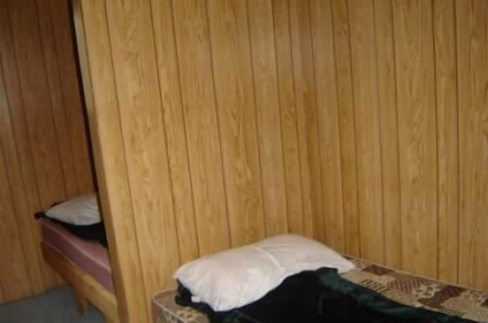 Cabin, Multiple Beds (Wolf Lake - 2 Cabins) photo 1
