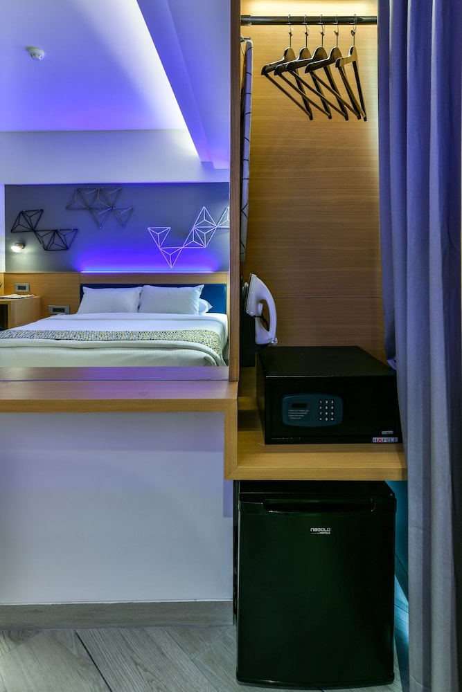Cozy Double Room - Photo 11