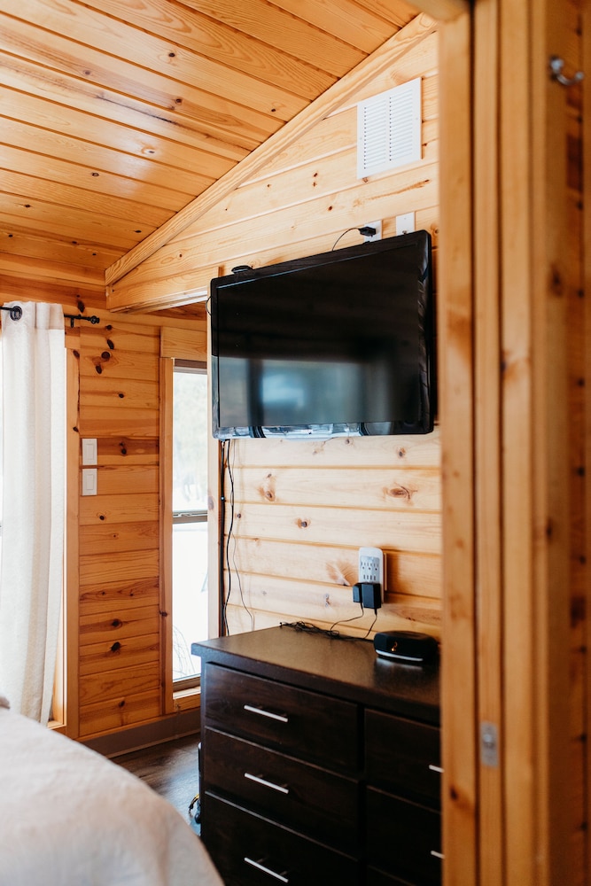 Cabin photo 1