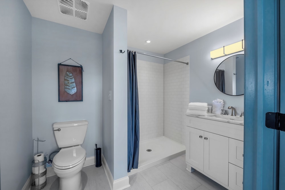 Deluxe Condo, 1 King Bed with Sofa bed, Non Smoking, Kitchen photo 3