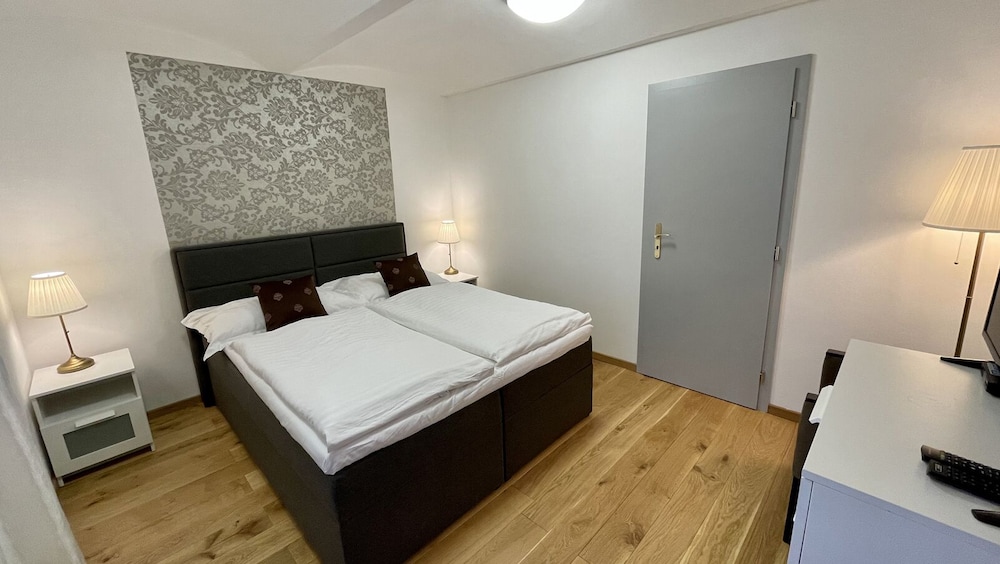 Economy Double Room photo 1